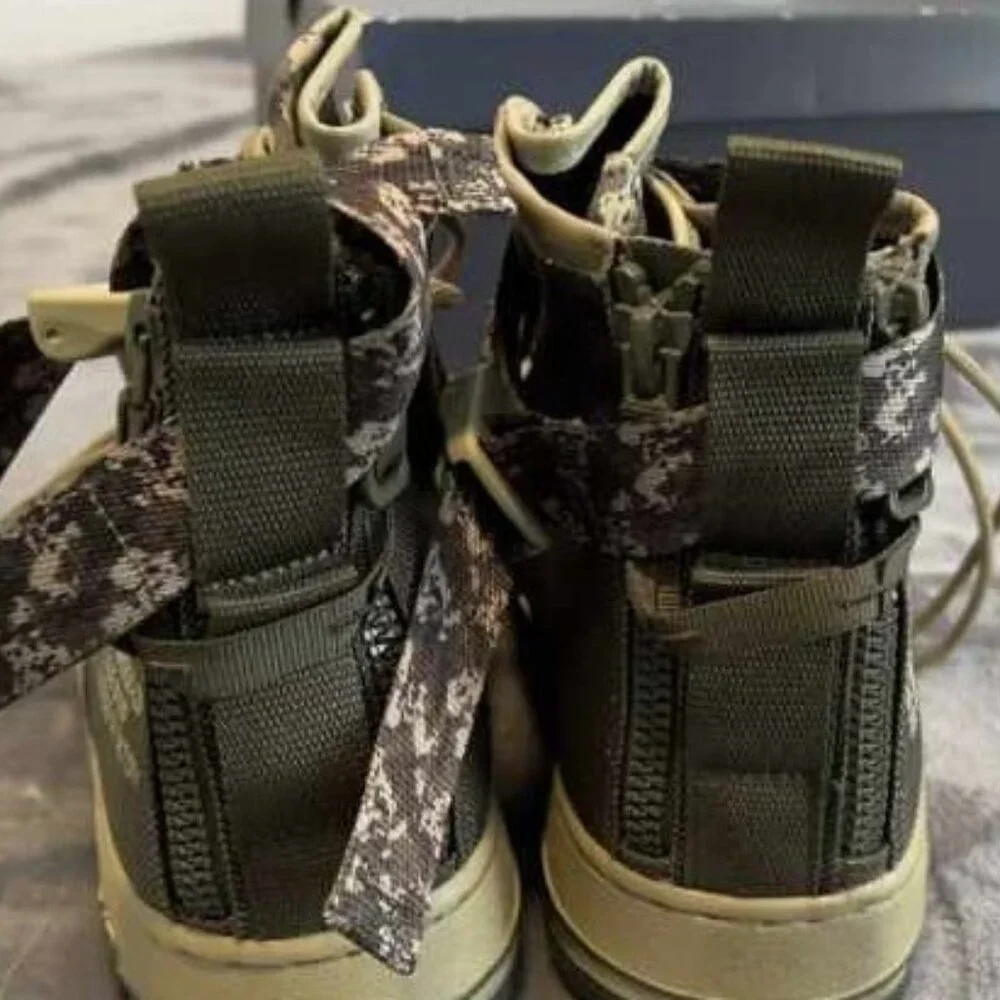 Size 12 AF1 - Picture 2 of 4